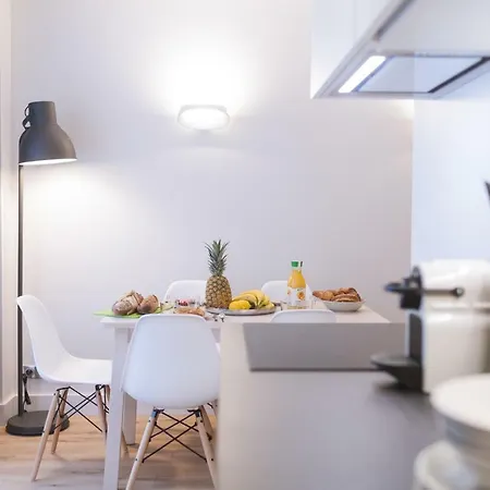 T4 Le Courbin Bed & Breakfast 4*