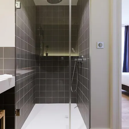 T4 Le Courbin Bed & Breakfast 4*