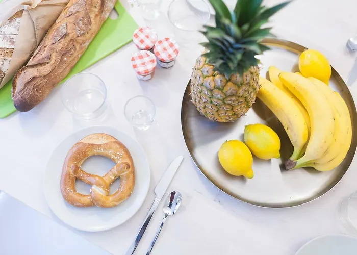 T4 Le Courbin Bed & Breakfast 4*